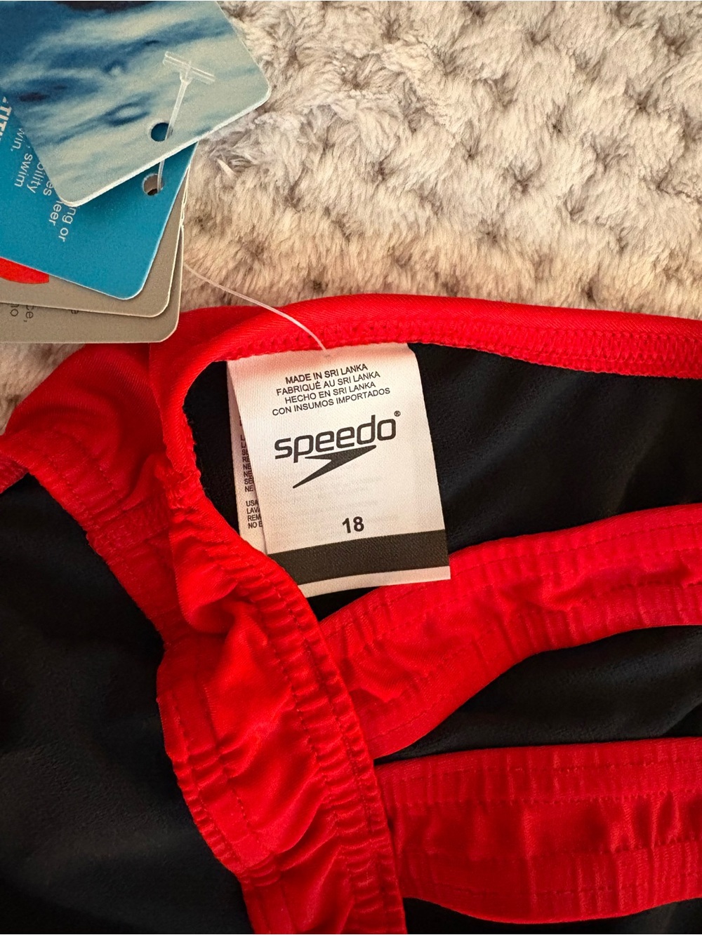 Speedo Girls’ Modern Aquablade Recordbreaker One-Piece Swimsuit in Red - Size 18 - Picture 6 of 6